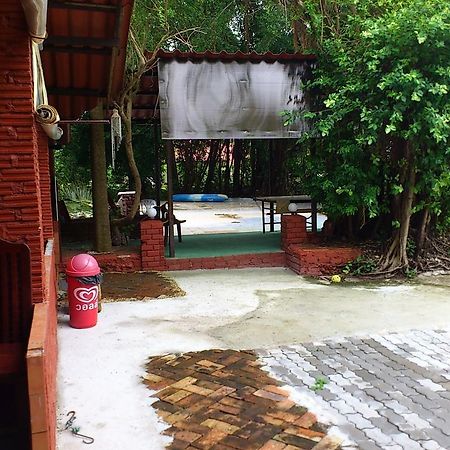 Pine Bungalow Krabi town Εξωτερικό φωτογραφία